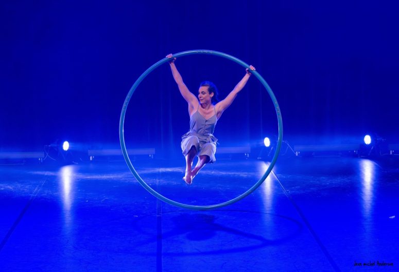 Noémie Nocus et sa roue cyr